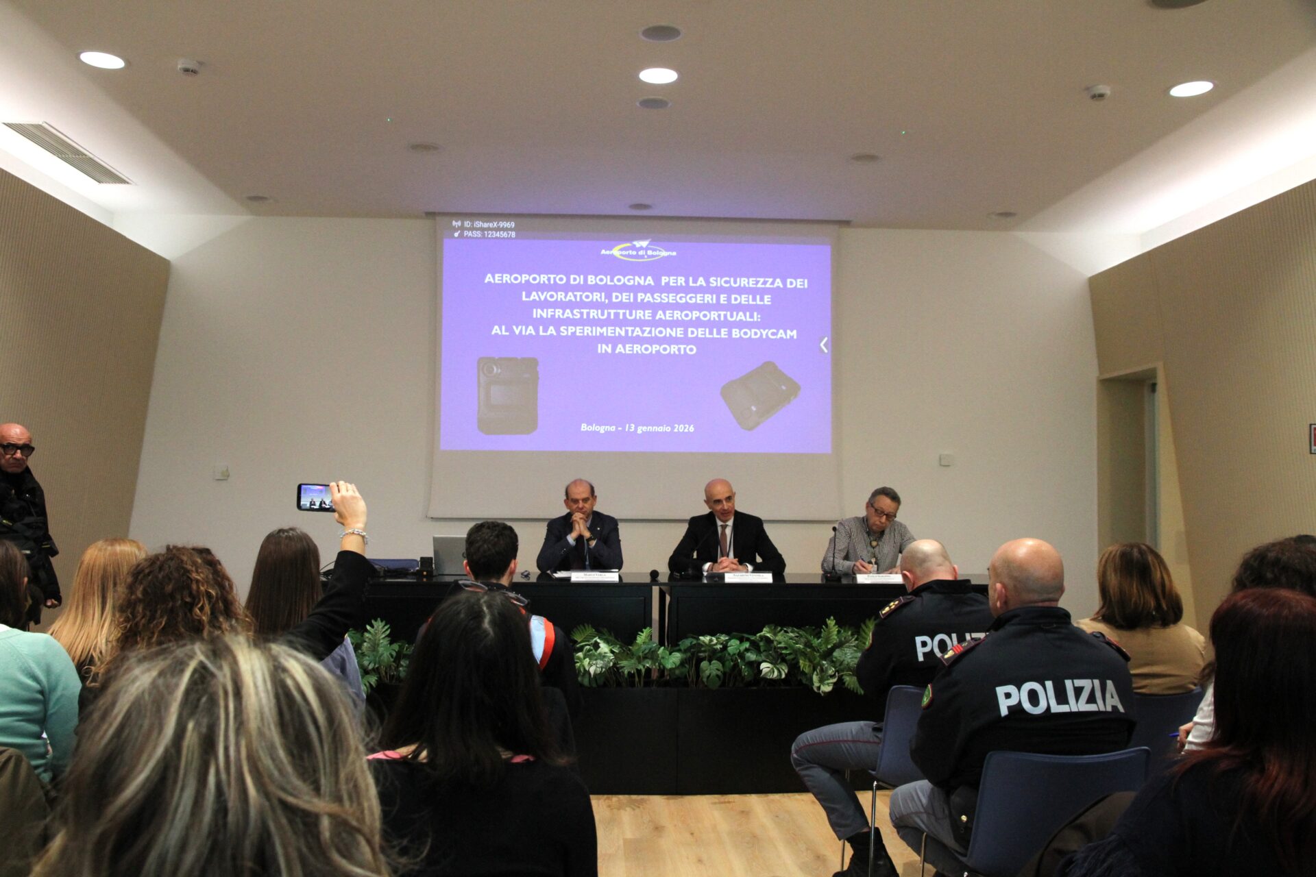 bodycam aeroporto Bologna